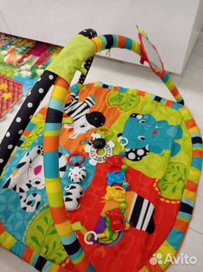 Коврик развивающий игрушки робокары