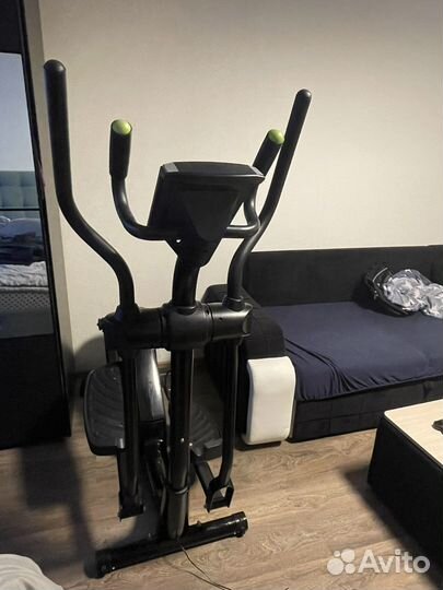 Эллиптический тренажер torneo transform C-530