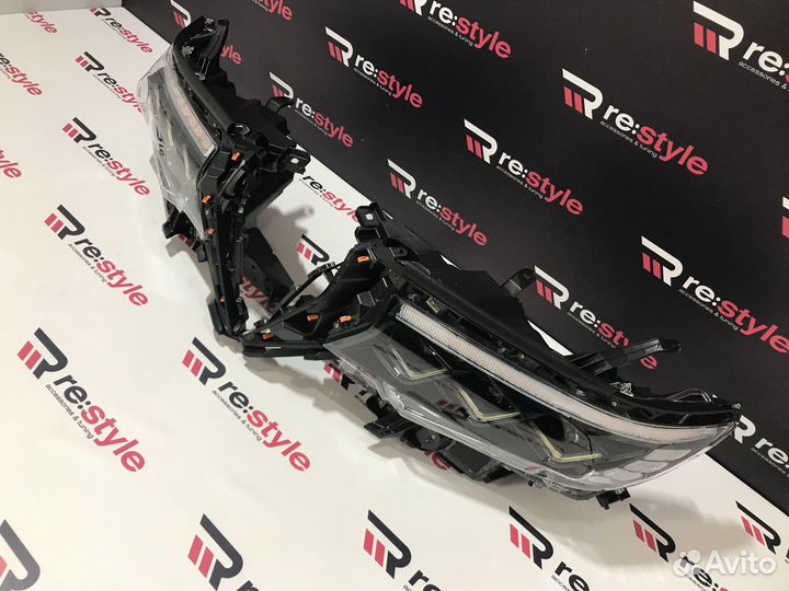 Фары Toyota Land Cruiser Prado 150 S283