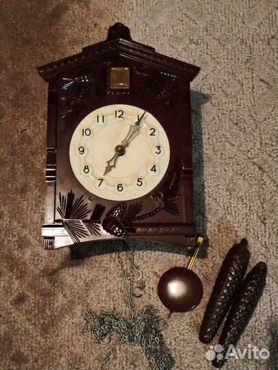 Часы с кукушкой настенные