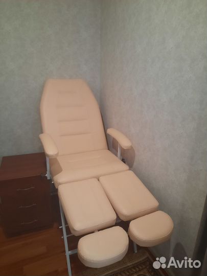 Косметологическое кресло