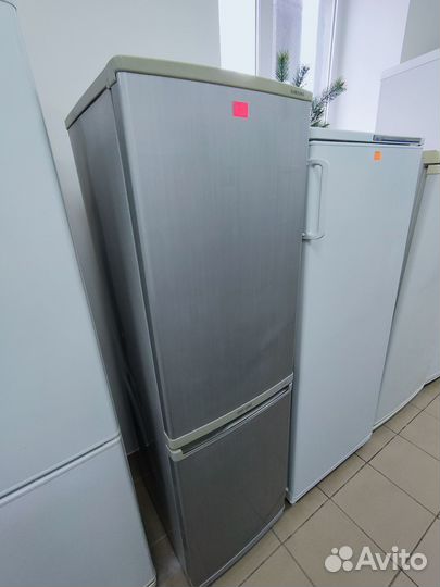 Узкий Холодильник Samsung