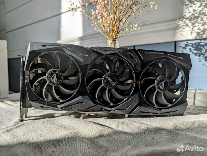 Asus ROG Strix Radeon RX 5600 XT T6G (6 гб)