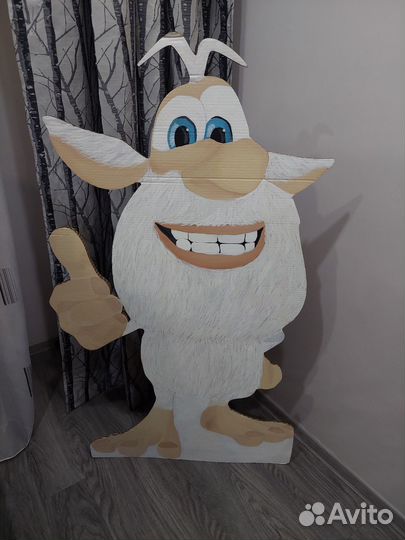 Фотозона из картона Буба