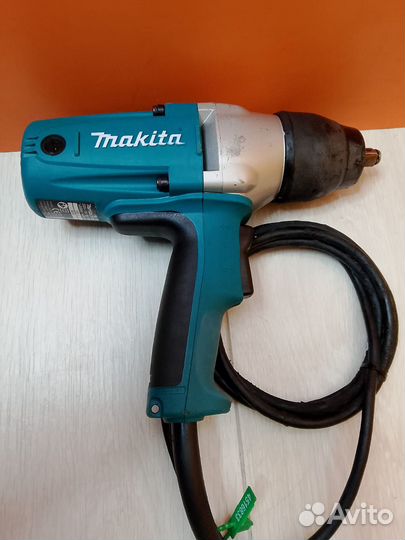 Ударный гайковерт Makita TW0350