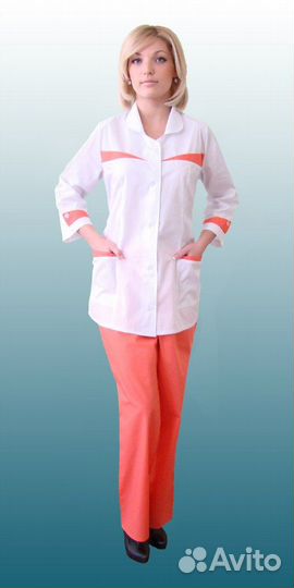 Костюм медицинский женский (абсолютно новый)