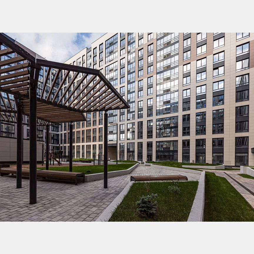 3-к. квартира, 98,8 м², 1/14 эт.