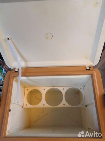 Переносной холодильник 