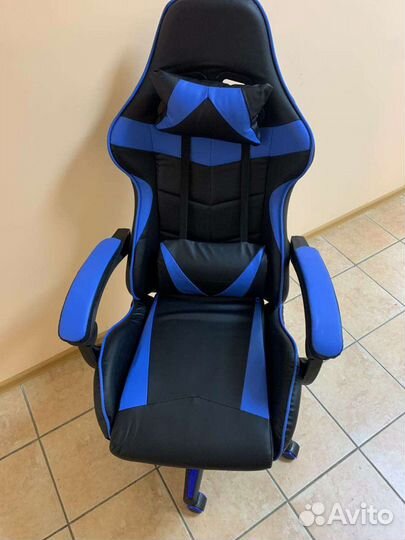 Геймерское (игровое) очень удобное кресло