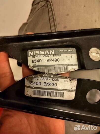 Петли капота nissan
