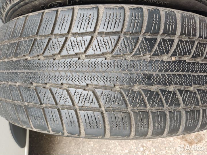 Triangle Snowlink TWT02 235/60 R18 103H