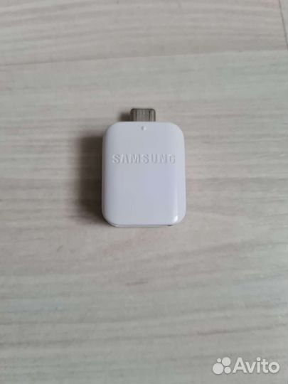 Адаптер Samsung gh96-09772a с микро-USB на USB