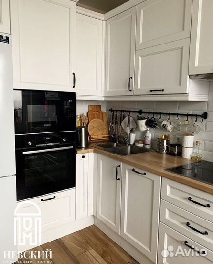 Стильные кухни под ключ в Спб