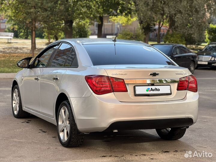 Chevrolet Cruze 1.8 МТ, 2011, 207 000 км