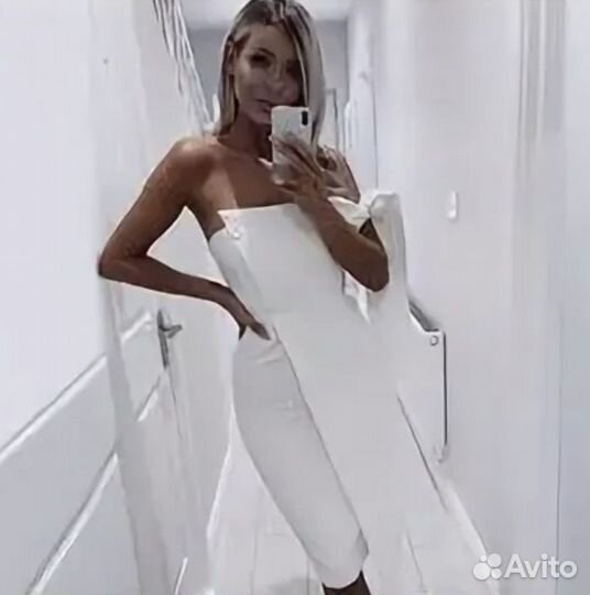 Платье белое