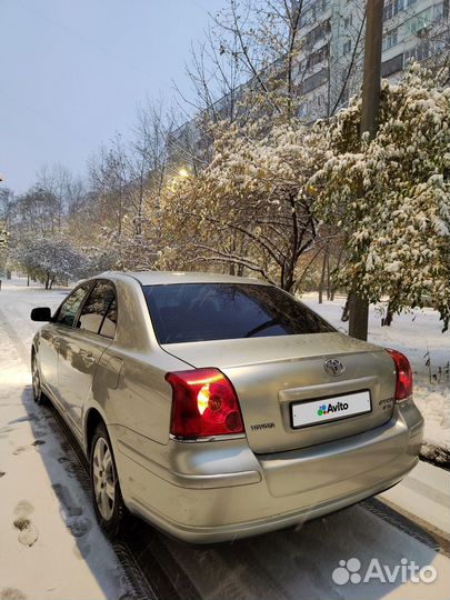 Toyota Avensis 2.0 AT, 2003, 230 000 км