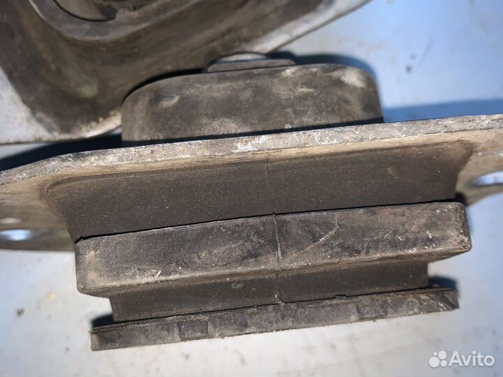 Подушка двигателя renault laguna 3 универсал