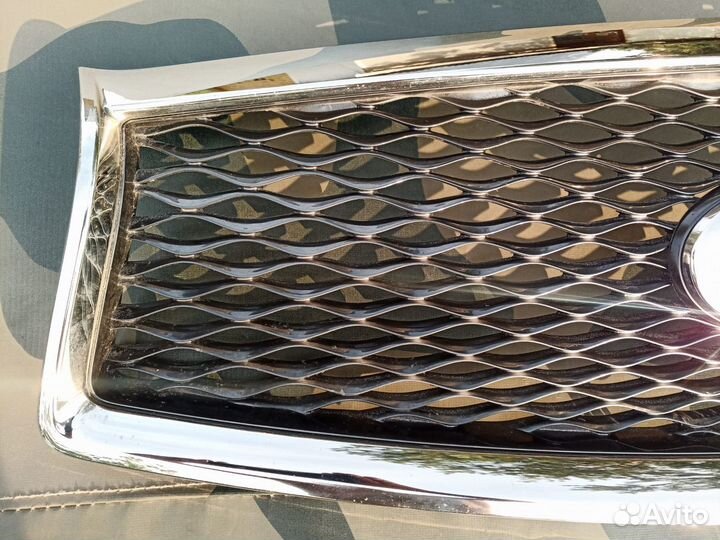 Решетка радиатора infiniti Q50