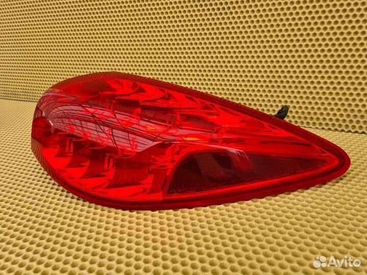 Фонарь в крыло задний правый Infiniti Ex25 Ex35