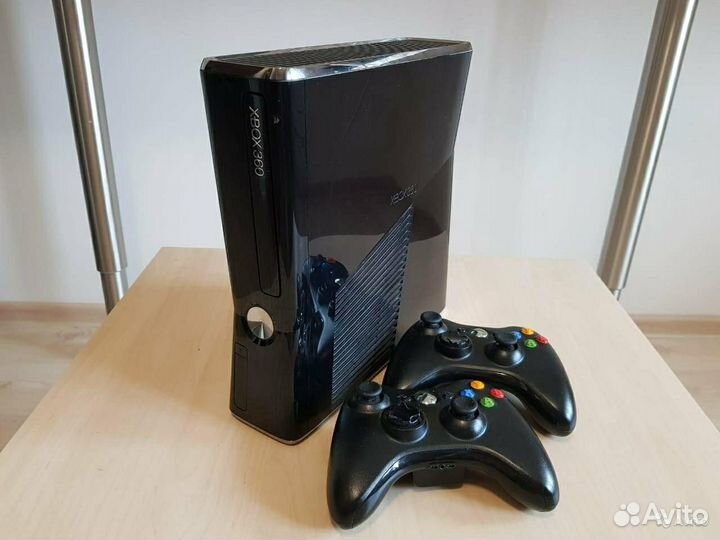 Xbox 360 Slim + 85 игр прошит Фрибут