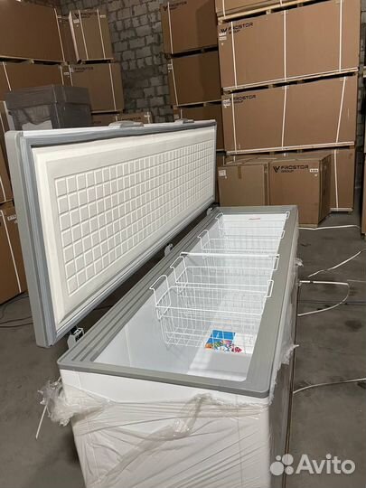 Морозильник, ларь Bt. Frostor 700л Standart