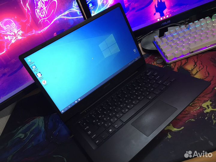 Ноутбук для учебы и офиса