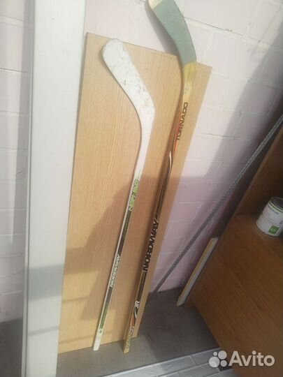 Клюшка хоккейная