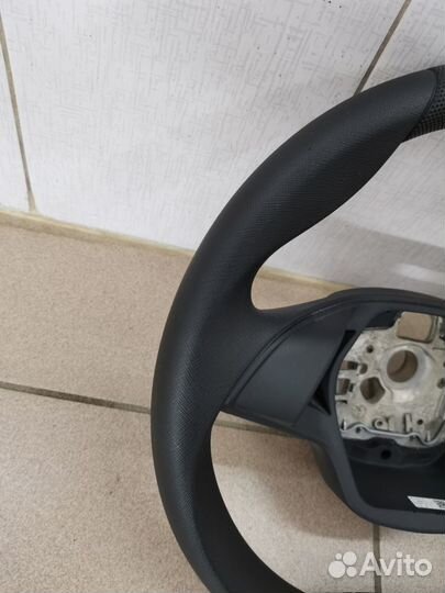 Рулевое колесо оригинал Skoda Rapid 2