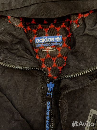 Ветровка мужская adidas