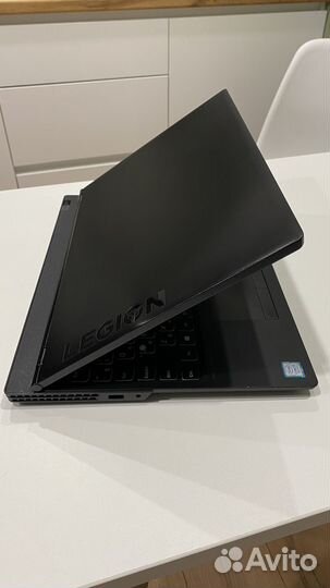 Продам игровой ноутбук Lenovo Y530-15ich