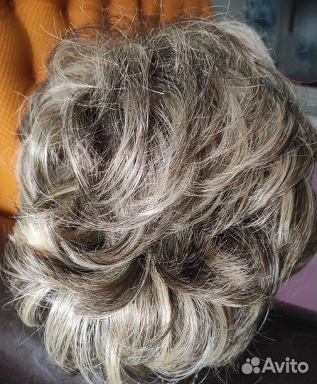 Парик женский