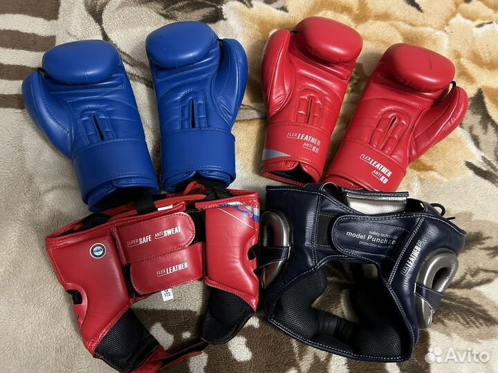 Боксерские перчатки + шлема. Экипировка для бокса