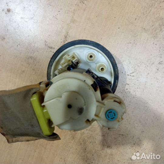 Насос топливный Mitsubishi Lancer Cedia