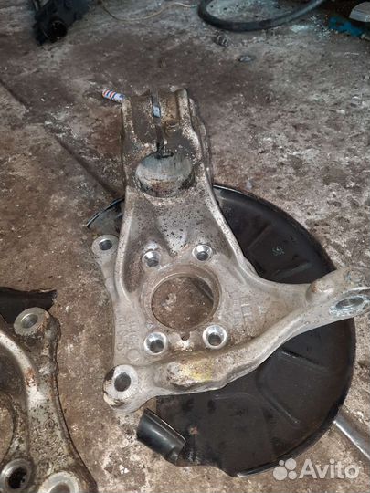 Поворотный кулак volkswagen passat cc