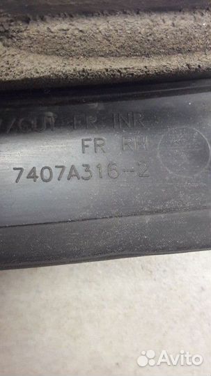 Накладка переднего бампера правая