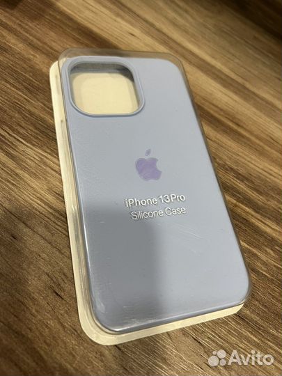 Чехол на iPhone 13 pro