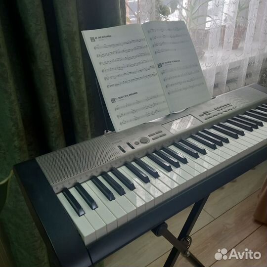 Синтезатор casio Lk - 125