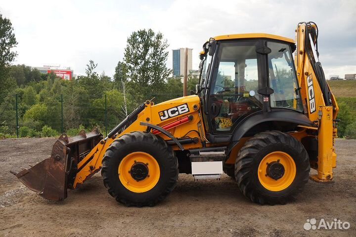 Машинист JCB 3CX