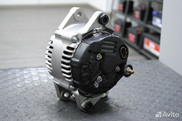 Генератор Hyundai Grandeur, Santa Fe 2.7 V6 130А