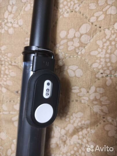 Монопод Xiaomi Yi Bluetooth