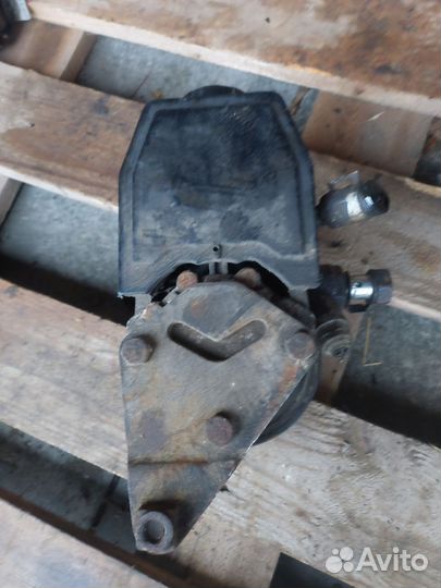 Насос гур Toyota Avensis AT220 4A-FE