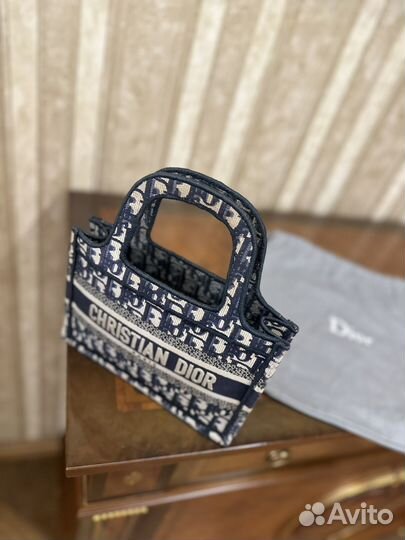 Сумка Dior mini Book Tote оригинал
