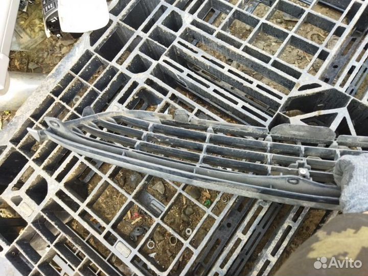 Решетка радиатора Toyota Soarer UZZ40 3uzfe 2003