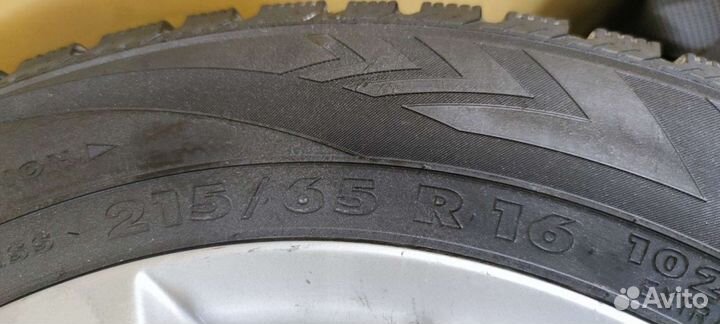 Nordman Nordman 4 215/65 R16