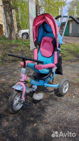 Детский трехколесный велосипед коляска