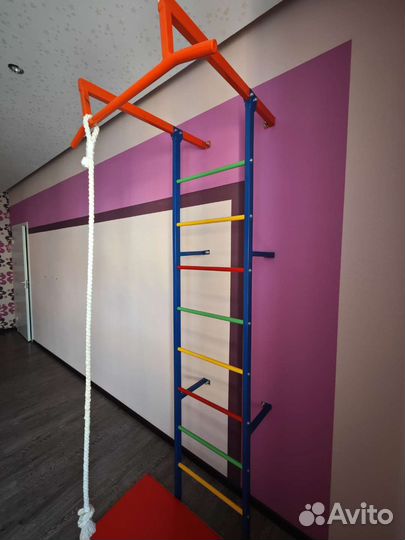 Шведская стенка с турником