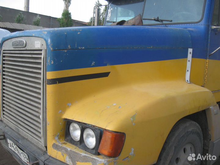 Капот Фредлайнер FLD 120