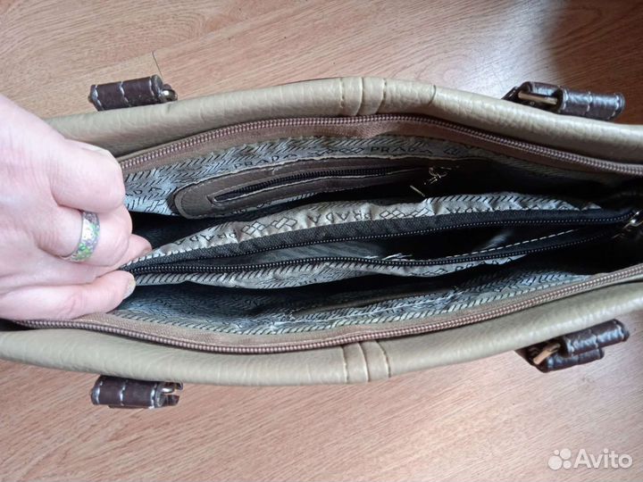 Сумка из натуральной кожи. Италия. бежевая