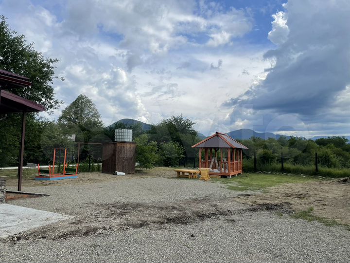 Дом 100 м² на участке 10 сот.