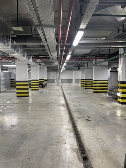 Машиноместо, 13 м²